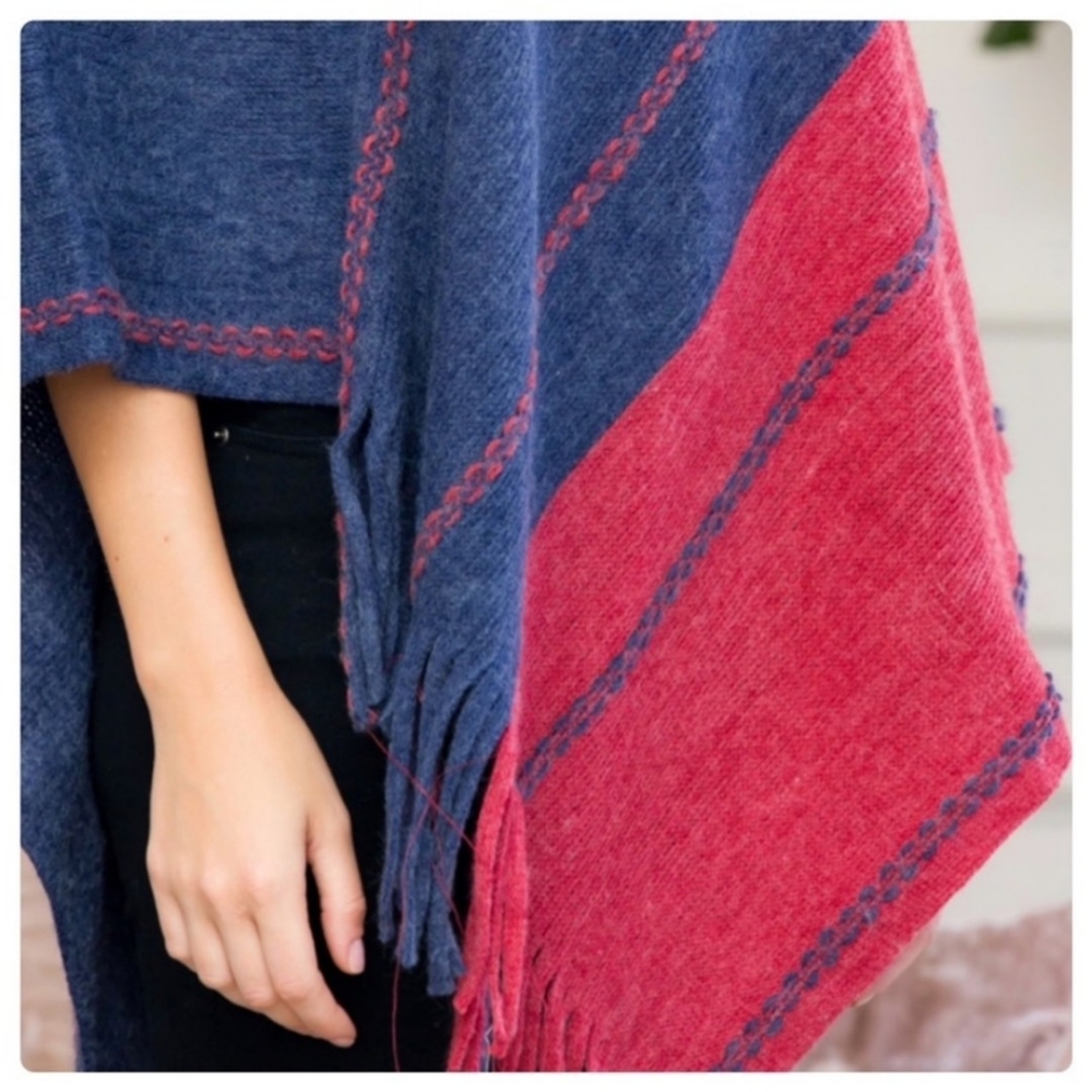 **SOLD**🆑🆑TWO TONE PONCHO.   ONE SIZE.  NEW - Picture 7 of 7